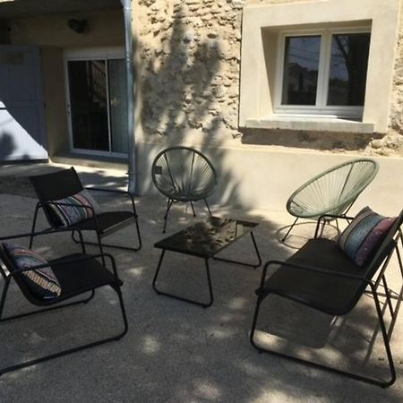Gite Lumineux Et Confortable Dans Un Mas Provencal Courthézon Esterno foto